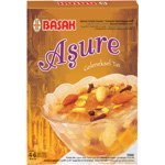 Préparation de dessert “Aşure”